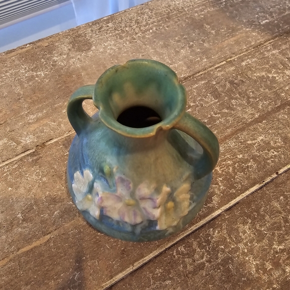 Roseville Green Cosmos Vase Pottery Art Decor Floral Ceramic Double Handle - Picture 2 of 8